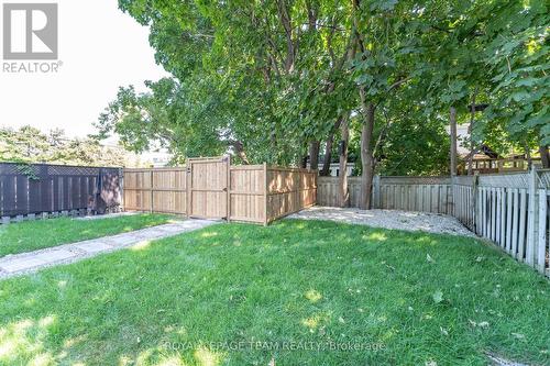 5 Gilchrist Avenue, Ottawa, ON - Outdoor With Backyard