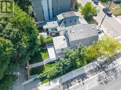 5 Gilchrist Avenue, Ottawa, ON - Outdoor