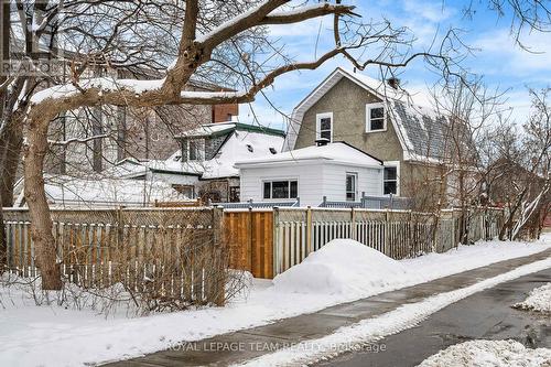 5 Gilchrist Avenue, Ottawa, ON - Outdoor
