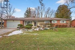794 JOMAR AVENUE  Pickering, ON L1V 2P9