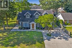 1361 CHAPPELL AVENUE  Windsor, ON N9C 3E1
