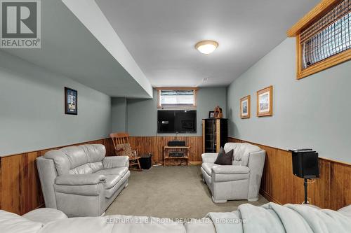 256 Denney Drive, Essa, ON - Indoor