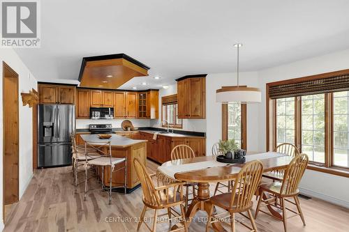 256 Denney Drive, Essa, ON - Indoor Photo Showing Other Room