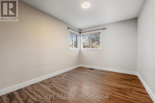 9 Elizabeth Avenue, Kingston (West Of Sir John A. Blvd), ON - Indoor Photo Showing Other Room