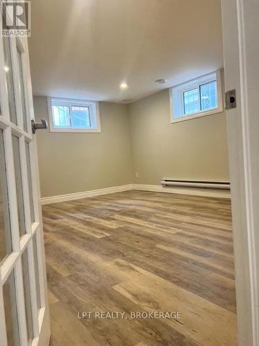 9 Elizabeth Avenue, Kingston (West Of Sir John A. Blvd), ON - Indoor