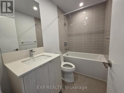 417 - 430 Square One Drive, Mississauga, ON - Indoor Photo Showing Bathroom