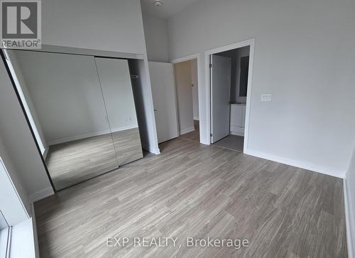 417 - 430 Square One Drive, Mississauga, ON - Indoor Photo Showing Other Room