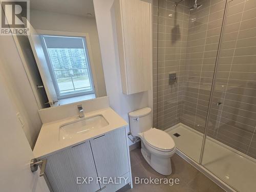 417 - 430 Square One Drive, Mississauga, ON - Indoor Photo Showing Bathroom