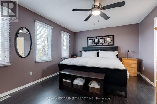 2197 Donald Road, Burlington, ON - Indoor Photo Showing Bedroom