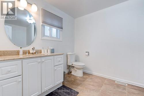 2197 Donald Road, Burlington, ON - Indoor Photo Showing Bathroom