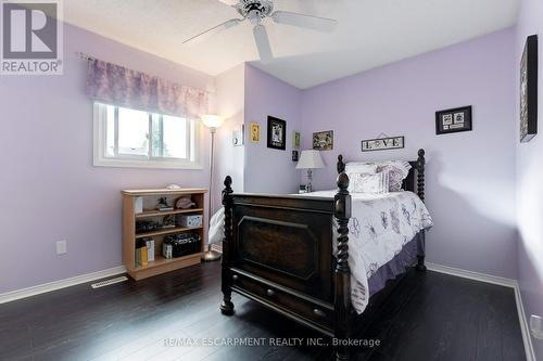 2197 Donald Road, Burlington, ON - Indoor Photo Showing Bedroom