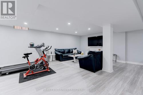 2197 Donald Road, Burlington, ON - Indoor