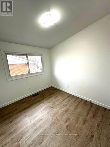 35 Karen Crescent, Hamilton, ON - Indoor Photo Showing Other Room