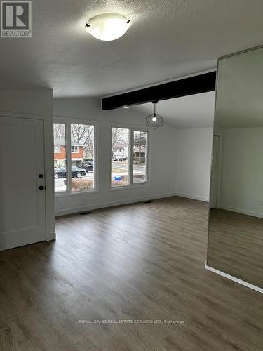 35 Karen Crescent, Hamilton, ON - Indoor Photo Showing Other Room