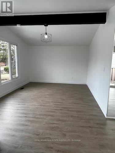 35 Karen Crescent, Hamilton, ON - Indoor Photo Showing Other Room