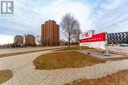 377 ASSINBOINE ROAD  Toronto, ON M3J 0A6