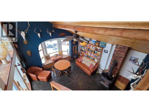 8525 Pretty Road, Cranbrook, BC - Indoor