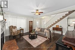 Large living room. - 