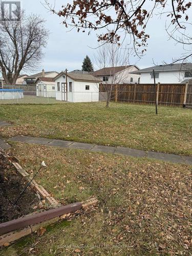 8006 Paddock Trail Drive, Niagara Falls (Ascot), ON - Outdoor