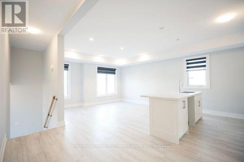 2 - 180 Prince Street W, Oshawa, ON - Indoor Photo Showing Other Room