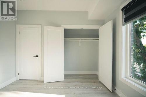 2 - 180 Prince Street W, Oshawa, ON - Indoor Photo Showing Other Room