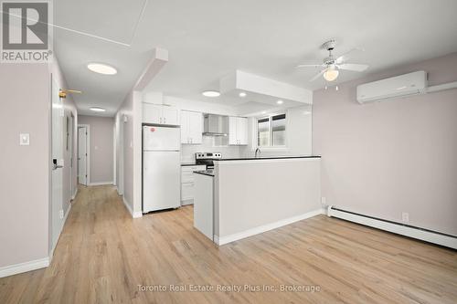 77 Second Avenue, Kitchener, ON - Indoor Photo Showing Kitchen