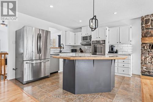 25 Jones Street, Stone Mills (Stone Mills), ON - Indoor Photo Showing Kitchen With Upgraded Kitchen