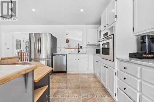 25 Jones Street, Stone Mills (Stone Mills), ON - Indoor Photo Showing Kitchen