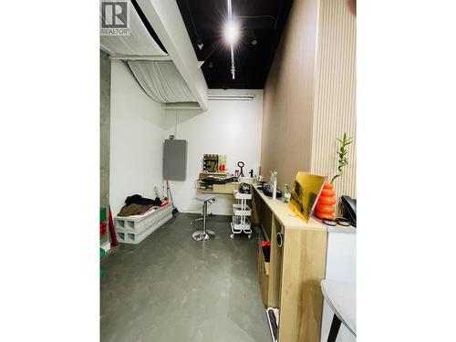 2215/ 2220-4000 No. 3 Road, Richmond, BC 