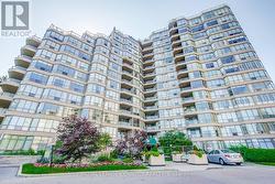 532 - 10 GUILDWOOD PARKWAY  Toronto, ON M1E 5B5
