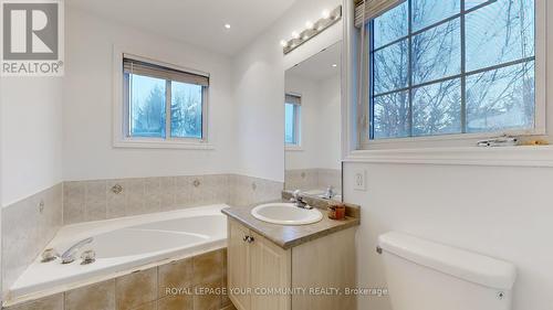 84 Mendocino Drive, Vaughan, ON - Indoor Photo Showing Bathroom