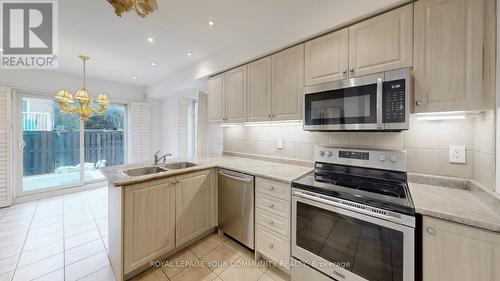 84 Mendocino Drive, Vaughan, ON - Indoor Photo Showing Kitchen With Double Sink