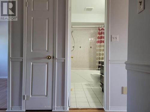 5232 Alicante Street, Mississauga, ON - Indoor