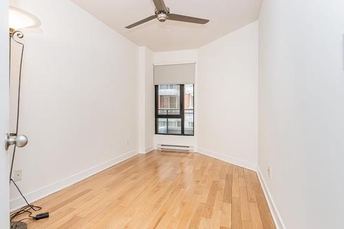 Chambre à coucher - 310-400 Rue De L'Inspecteur, Montréal (Le Sud-Ouest), QC - Indoor Photo Showing Other Room