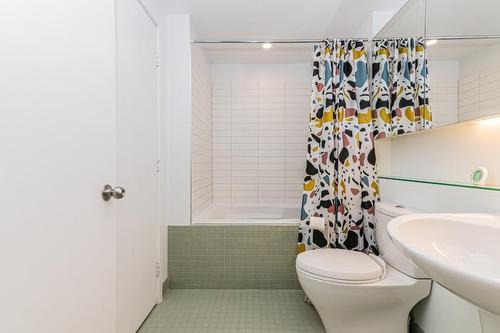 Salle de bains - 310-400 Rue De L'Inspecteur, Montréal (Le Sud-Ouest), QC - Indoor Photo Showing Bathroom