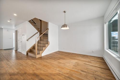 Salle à manger - 1009 Rue Armand-Daigle, Beloeil, QC - Indoor Photo Showing Other Room