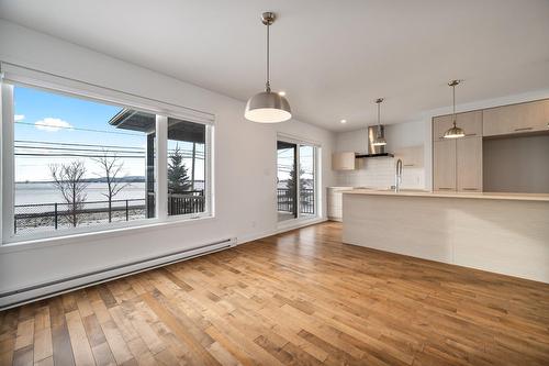 Salle à manger - 1009 Rue Armand-Daigle, Beloeil, QC - Indoor Photo Showing Kitchen