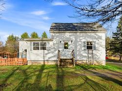 176 Willow Street  Hants Border, NS B0P 1P0
