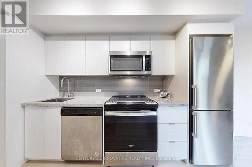 #25 - 30 Tretti Way, Toronto, ON - Indoor Photo Showing Kitchen