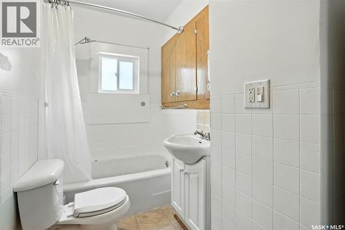 106 3Rd Avenue E, Nokomis, SK - Indoor Photo Showing Bathroom