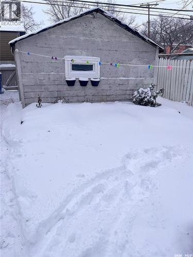 1124 Victoria Avenue, Regina, SK - Outdoor