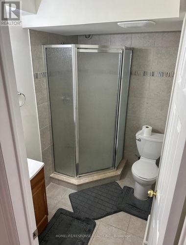 5415 Longford Drive, Mississauga, ON - Indoor Photo Showing Bathroom