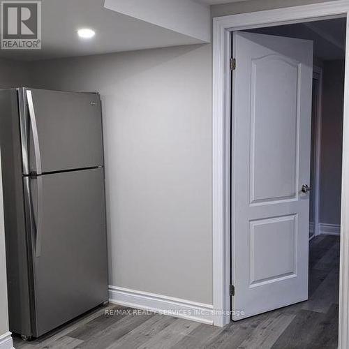 150 Dells Crescent, Brampton, ON - Indoor Photo Showing Other Room