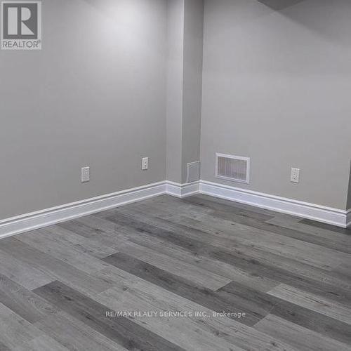 150 Dells Crescent, Brampton, ON - Indoor Photo Showing Other Room