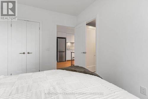 722 - 9 Clegg Road, Markham, ON - Indoor Photo Showing Bedroom
