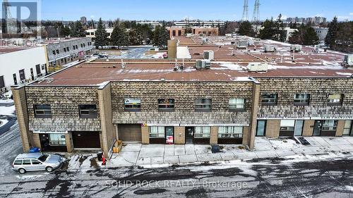 27 & 29 - 2100 Thurston Drive, Ottawa, ON 