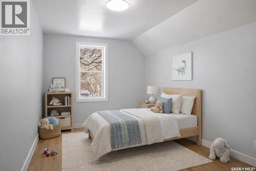 2111 Osler Street, Regina, SK - Indoor Photo Showing Bedroom