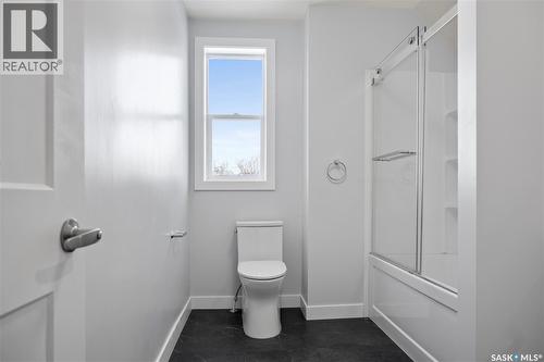 2111 Osler Street, Regina, SK - Indoor Photo Showing Bathroom