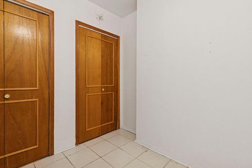 Office - 104-6772 Av. Papineau, Montréal (Rosemont/La Petite-Patrie), QC - Indoor Photo Showing Other Room