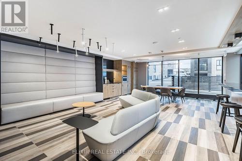 414 - 345 Wheat Boom Drive, Oakville, ON - Indoor